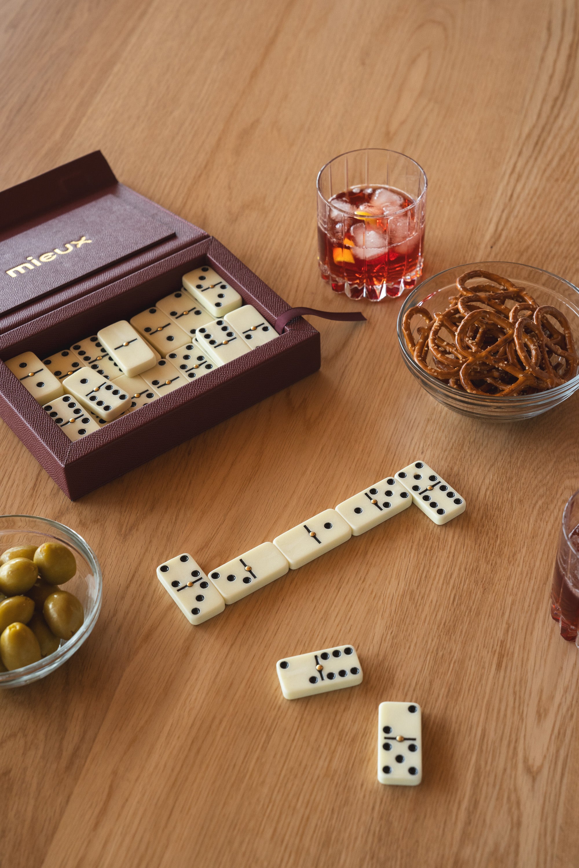 Mieux Parc Domino game in plum color, product view