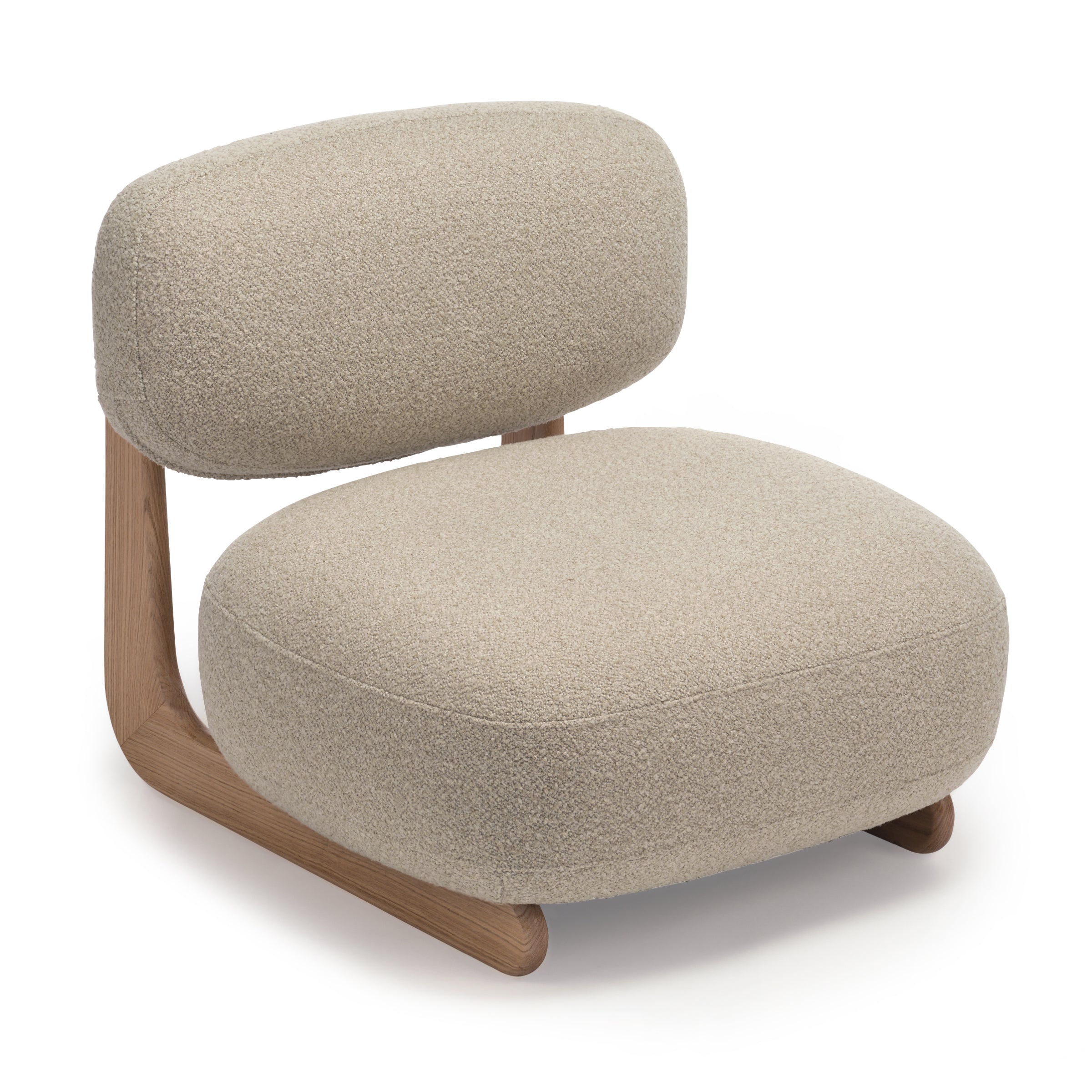 Sable lounge chair in Cloud fabric (cream), side view on white background