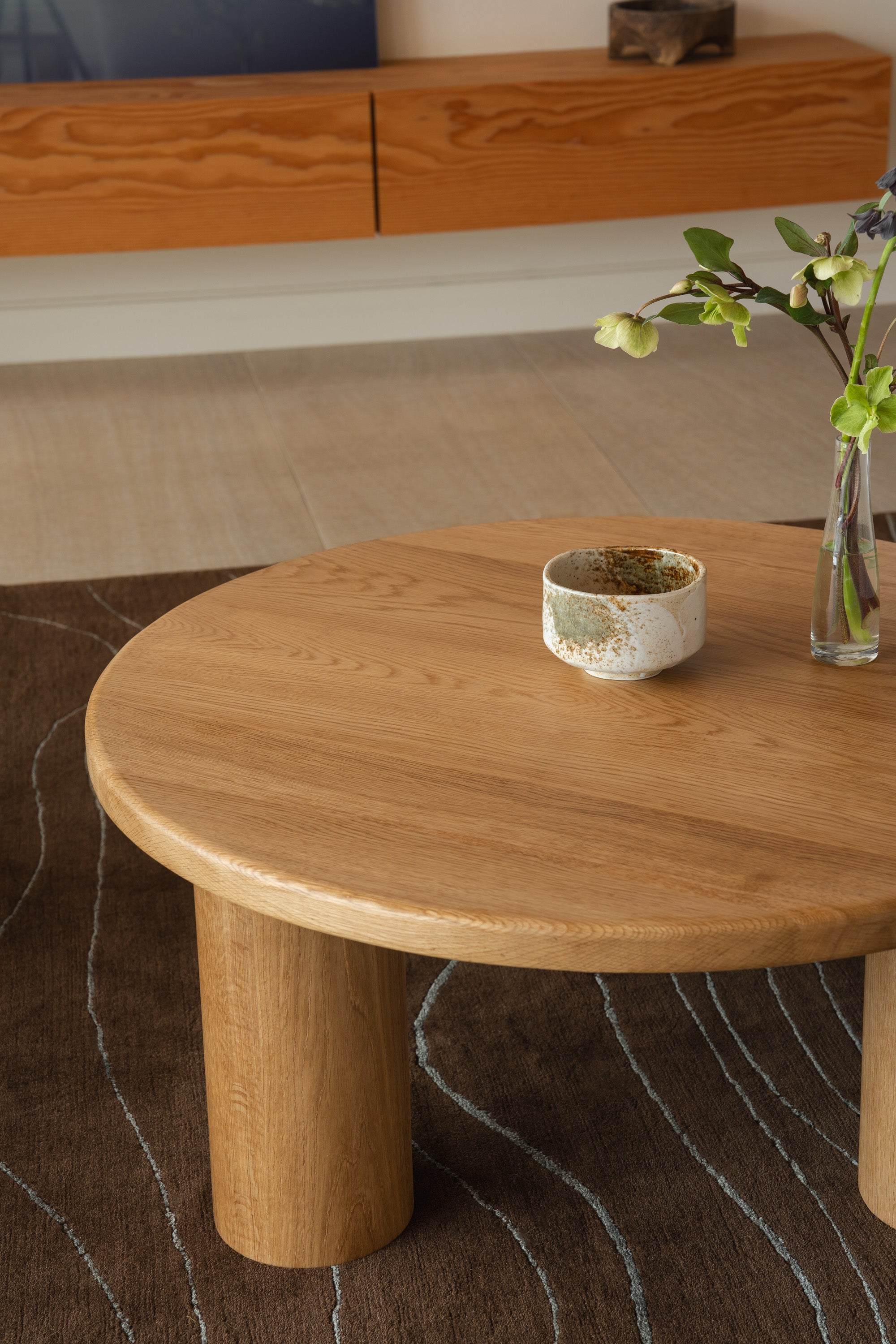 Mieux Gami oak coffee table displayed in a modern living room setting